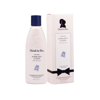Noodle and Boo Newborn Gift Set