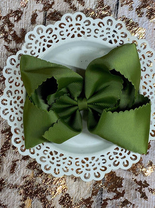 5.5" Oversize Scalloped Hair Bow | Clip or Headband